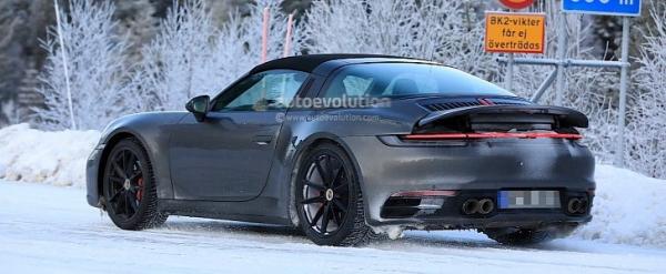 photo of 2020 Porsche 911 Targa Prototype Sunbathing in Sweden image