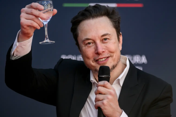 Musk, Tesla, Twitter, And SpaceX Had A Hell Of A Year