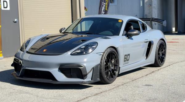 Driving the 718 Cayman GT4 RS at Laguna…