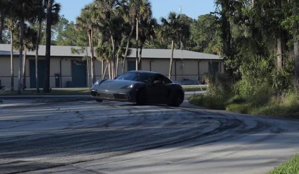 photo of Porsche 718 Cayman Drift Car Build Will Get Sideways With the Best of Them image