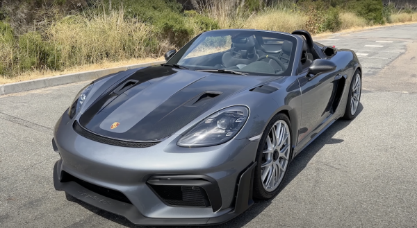 photo of Porsche 718 Spyder RS Is the Ultimate Send-off for a Modern Legend image