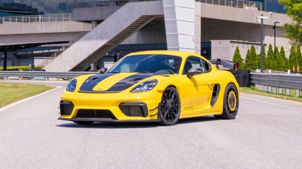 photo of Porsche offers 'Ring-proven Manthey kit for 718 Cayman GT4 RS image
