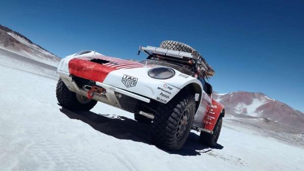 Porsche’s 911 Dakar Sets New Record For Highest Drive